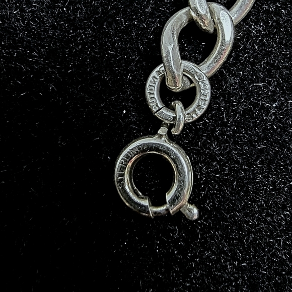 Vintage Sterling Silver Charm Bracelet with Seattle Space Needle - Picture 3 of 5